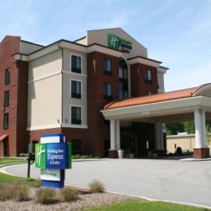 Rockingham Dragway Hotels - Holiday Inn Express Hotels & Suites Rockingham West