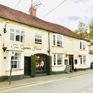 The Queens Head