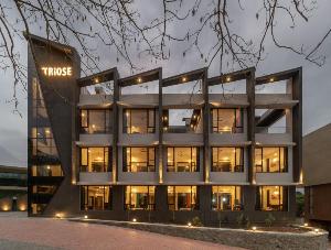 Triose Villa Boutique Rooms, Lonoavale