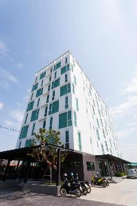 Easy Hotel 2, Lamphun