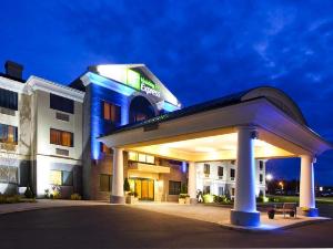 Holiday Inn Express Syracuse Airport, an IHG Hotel, Syracuse