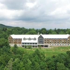 Amicalola Falls State Park and Lodge