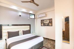 Collection O 50154 Sangvi Palace, Greater Noida