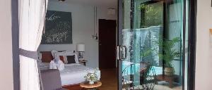 canvas family home, Trat