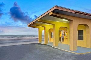 Knights Inn Galveston, Galveston