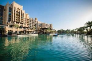 Jumeirah Mina A'Salam, Jumeirah