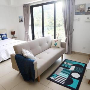 STYLISH COZY HOME @ MIDHILLS  GENTING l FREE WIFI