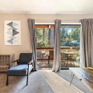 1 BDR Studio w Full Kitchen- Inside Yosemite National Park