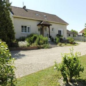 Gîte Rouilly-Sacey 3 pièces 5 personnes - FR-1-543-7