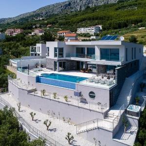 Infinity-Pool Vila mit Jacuzzi Vila Krilo