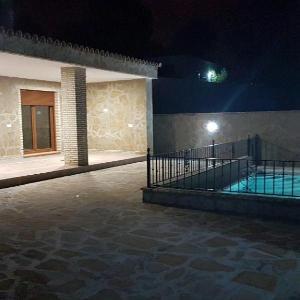 Casas de piedra con piscina 2