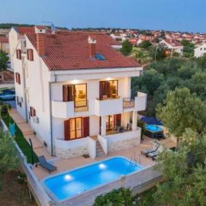 Five-Bedroom Holiday Home in Sv.Filip i Jakov