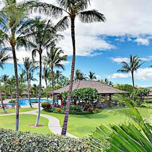 Mauna Lani All-Suite Getaway with Pools & Hot Tubs townhouse