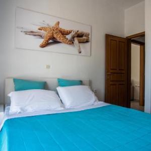 White in Paros Suite