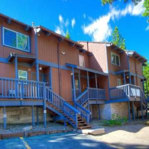 Twin Pines Tahoe Retreat by Lake Tahoe Accommodations