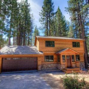 Fernandez Hideaway by Lake Tahoe Accommodations