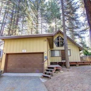 DCs Cozy Cabin by Lake Tahoe Accommodations