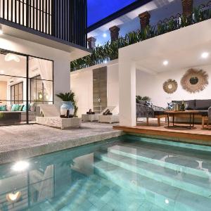 VILLA CRUZ  Luxury Villa close to FINNS BEACH CLUB