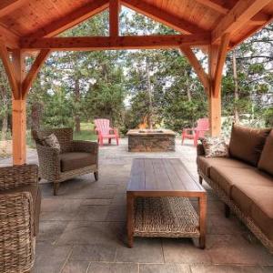 Lovely Bend Retreat with Private Patio & Firepit home