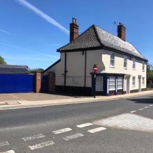 Stunning 2-Bed House in Bungay