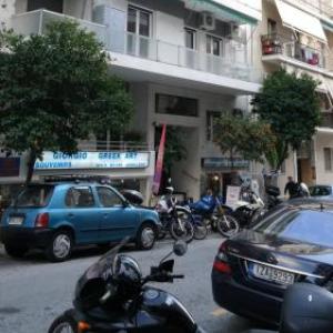 Modern Downtown Flat near the Acropolis by UPSTREET