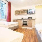 Tolstov-Hotels Studio in Lovely City House Meerbusch 