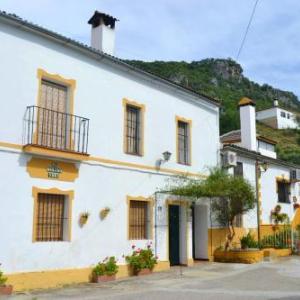 House with 4 bedrooms in El Bosque with wonderful mountain view and WiFi