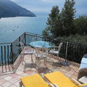 Positano Villa Sleeps 4 Pool Air Con WiFi