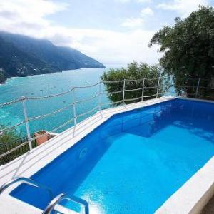Positano Villa Sleeps 8 Pool Air Con
