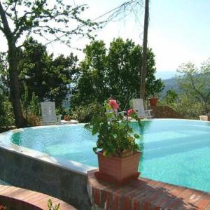 Porciano Villa Sleeps 4 Pool WiFi