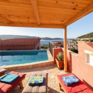 Stunning home in Vis w/ Outdoor swimming pool and 2 Bedrooms