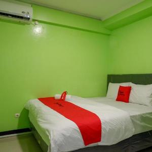 RedDoorz @ Jalan Gatot Subroto Semarang