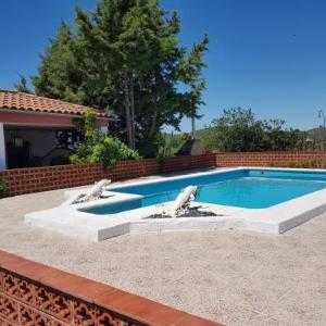 Chalet Con Piscina En Sierra Norte De Sevilla