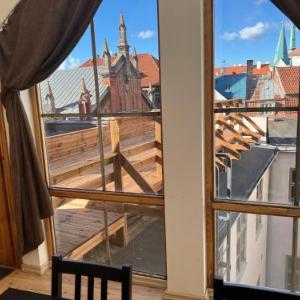 Allure Rooms & Coffee