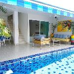 Cosy 3 Bedroom Duplex w Private Pool Near Beach