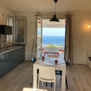La Veranda Sul Mare Apartment 2 Km from the Zingaro Nature Reserve