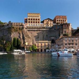 Sorrento Apartment Sleeps 4 Air Con WiFi