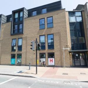 Relax ByMPH-Collection Of 48 Chic Vauxhall Studios