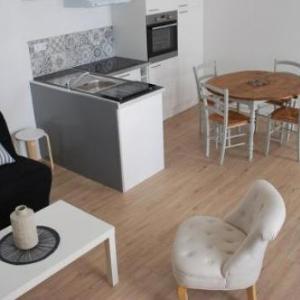 Maison 2 chambres accès direct plage centre-ville des Sables-d'Olonne - FR-1-197-356