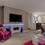 Top luxury modern 2-bed 2-bath near Oxford st