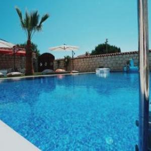 Skull Alacati Boutique Hotel