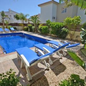 VILLA FAVOR - 3 BED WITH POOL CLOSE TO NISSI BEACH AYIA NAPA