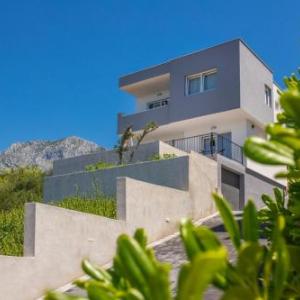 Luxury Holiday Home Dioniz