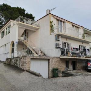 Apartments by the sea Baska Voda Makarska - 18264