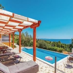 Nice apartment in Orebic w/ Outdoor swimming pool WiFi and Outdoor swimming pool