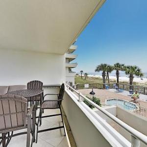 Beachfront Condo with 3 Pools Spa Marina & Tennis condo