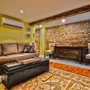 716 Northeast Apartment #1045 Apts photo