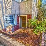 1717 Northwest Apartment #1030 Apts