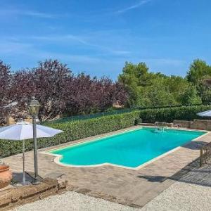 Castelletta I Holiday Home Sleeps 7 with Pool and Air Con