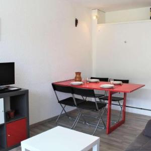 Appartement idéal pour 4 à Vars proche pistes et commerces parking inclus - FR-1-330B-94